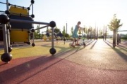 Signus desmiente riesgos en los parques infantiles por el caucho proveniente de neumáticos reciclados