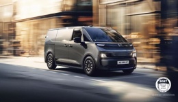 Nuevo Renault Trafic Furgón E-TECH Eléctrico elegido Furgón del año 2027