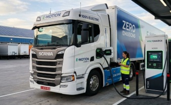Baterías de alta tensión y carretera: el nuevo desafío en la asistencia de camiones eléctricos