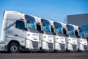 Vico de la Dueña refuerza su flota con la incorporación de cinco camiones Volvo FH Aero