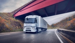 La larga distancia ya es compatible con las tractoras eléctricas Renault Trucks