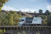 Prueba camión Scania 40 R remolcador eléctrico