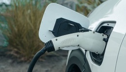 Baterías de alta tensión y carretera: el nuevo desafío en la asistencia de camiones eléctricos