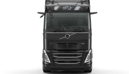Volvo Trucks celebra su 100 aniversario con un camión edición especial